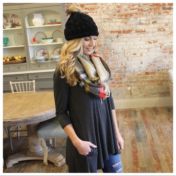 Infinity Raine Accessories - ✨LAST ONE✨Black cable knit beanie with  Pom Pom